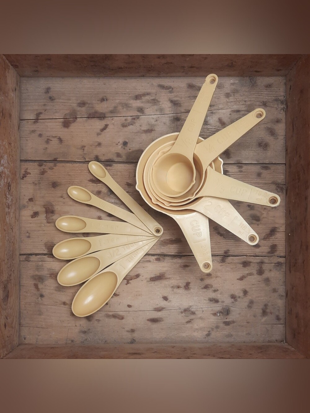 Vintage Foley Plastic Measuring Cup & Spoon Set 11 Pcs USA